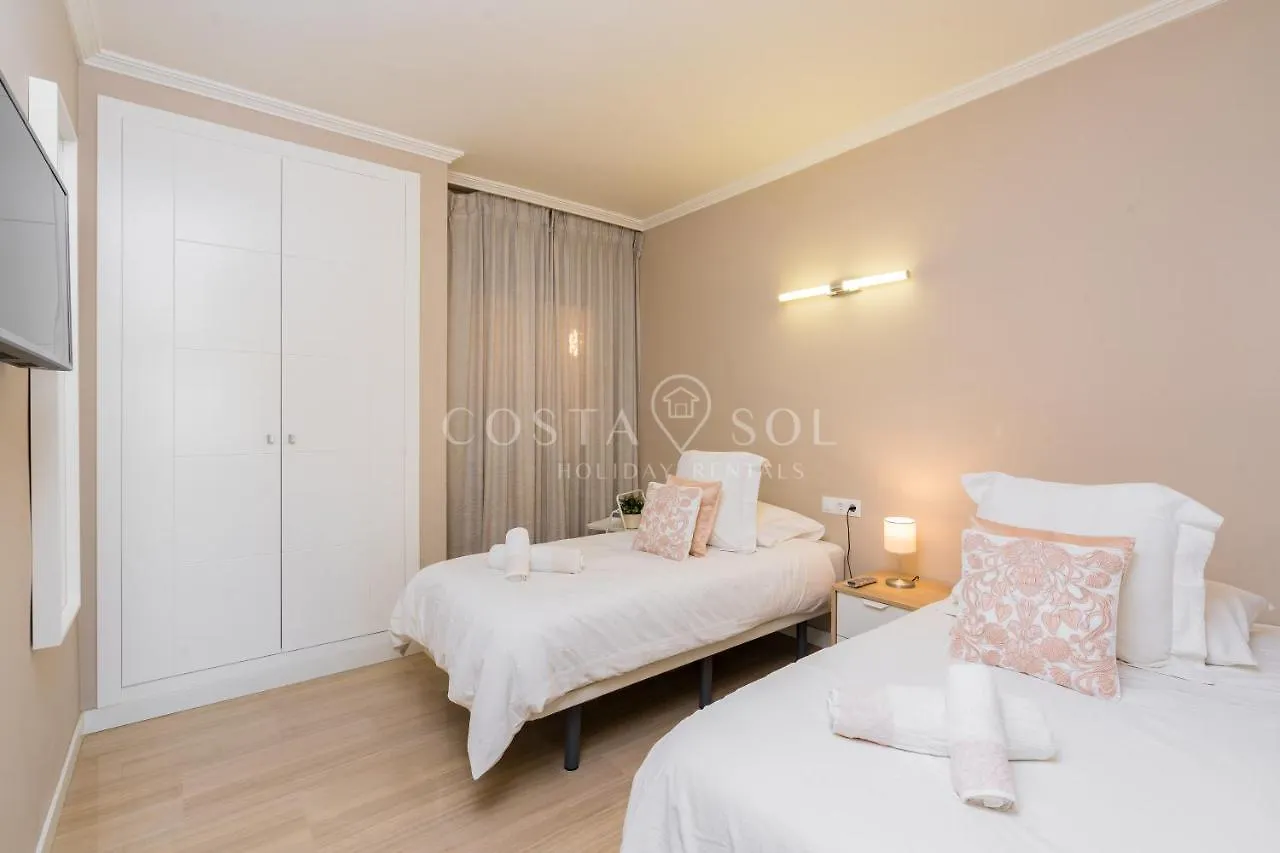 Malaga Benalmadena Puerto Marina Costa Sol Holiday Rentals Apartment