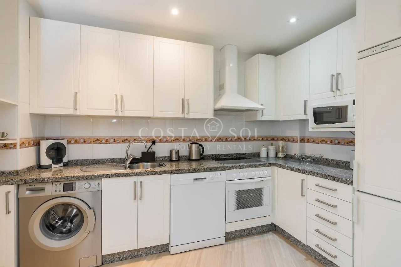Malaga Benalmadena Puerto Marina Costa Sol Holiday Rentals Apartment