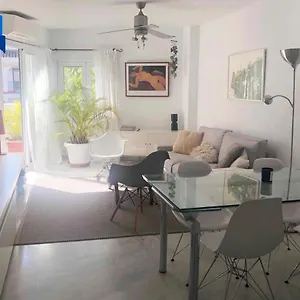 M&j Retreat Apartment